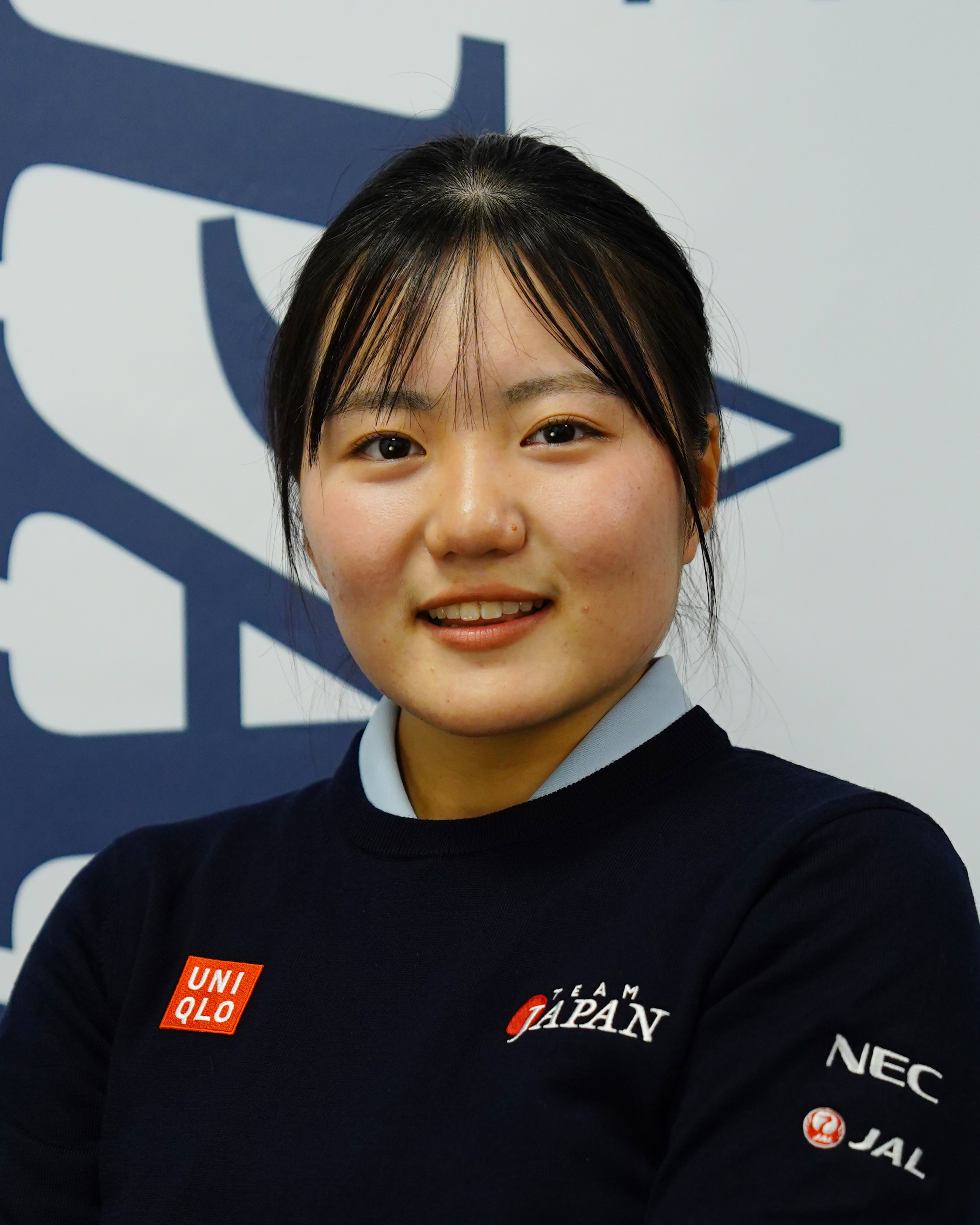 新地 真美夏